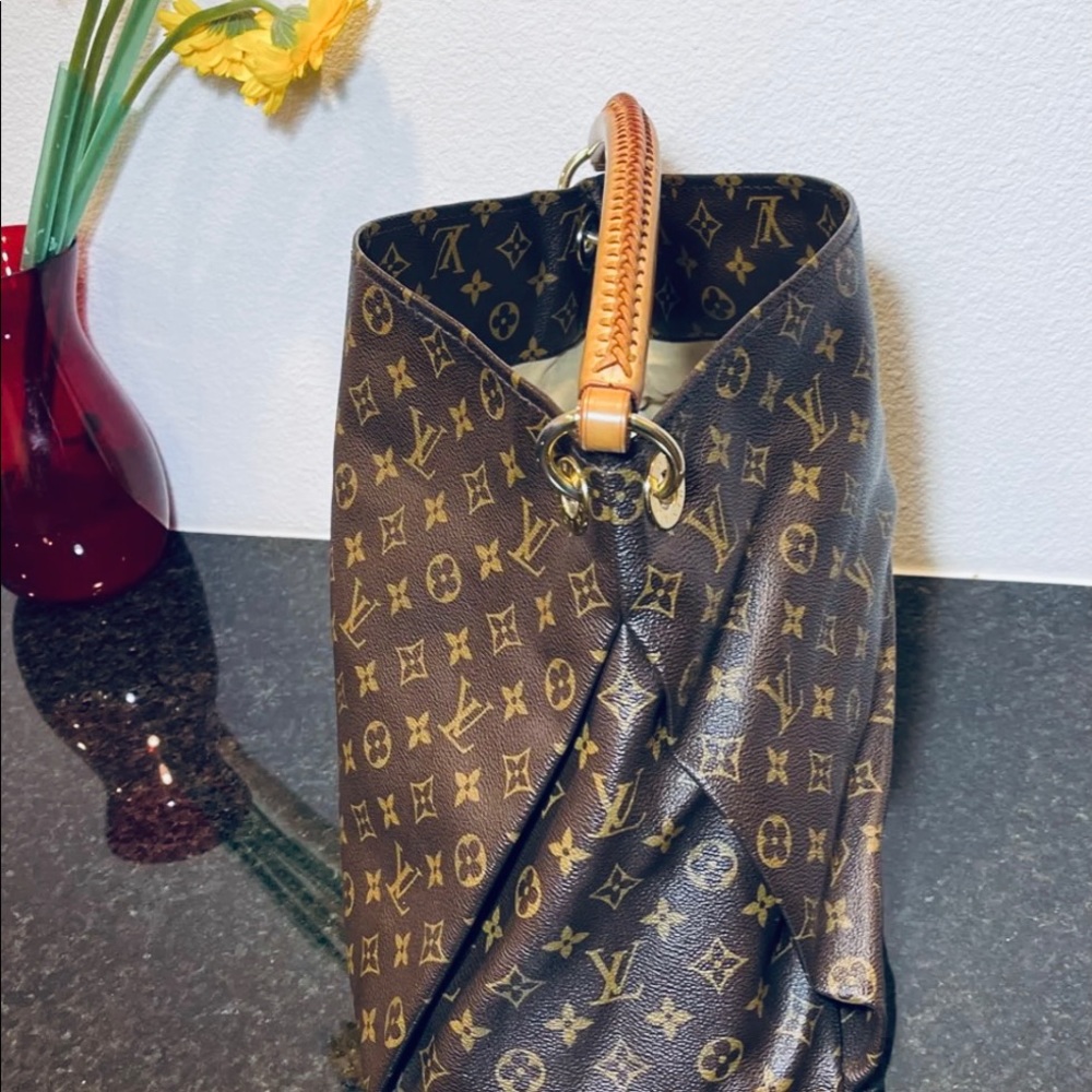 Louis Vuitton Artsy MM - Picture 7 of 12